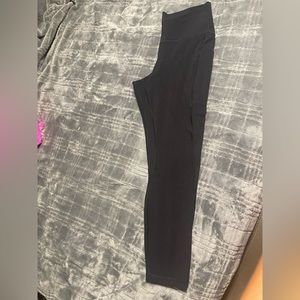 Black Lululemon Aligns